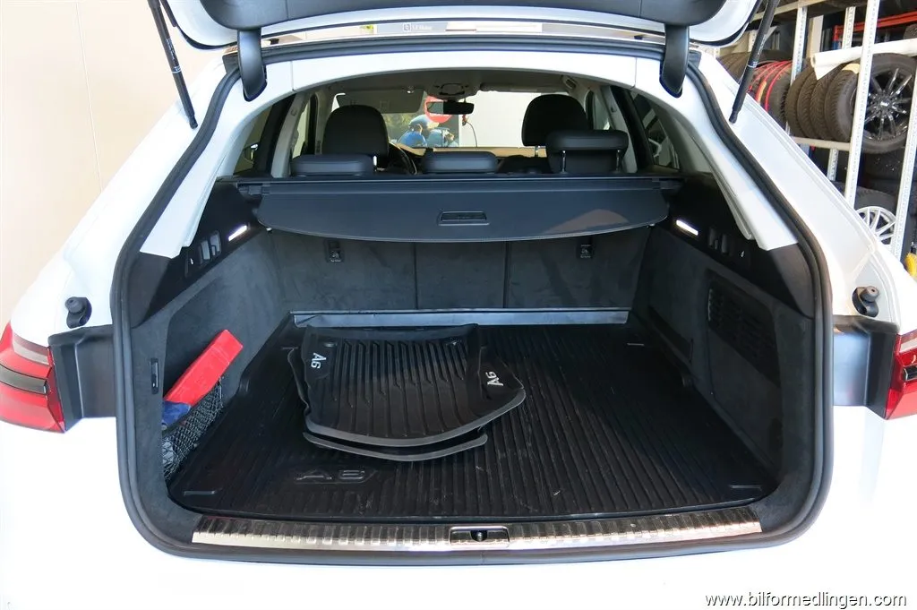 Audi A6 40 TDI Allroad 204hk Quattro Luftfj. Drag värmare Navi m.m, bild 12 av 12