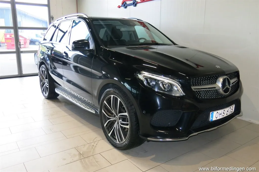 Mercedes-Benz GLE 250 d 4M 204hk Aut. AMG Line Drag V-Hjul Navi, bild 5 av 12