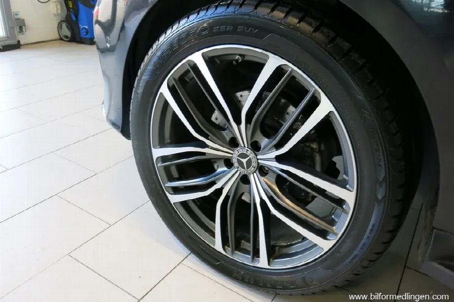 Mercedes-Benz GLE 250 d 4M 204hk Aut. AMG Line Drag V-Hjul Navi, bild 12 av 12