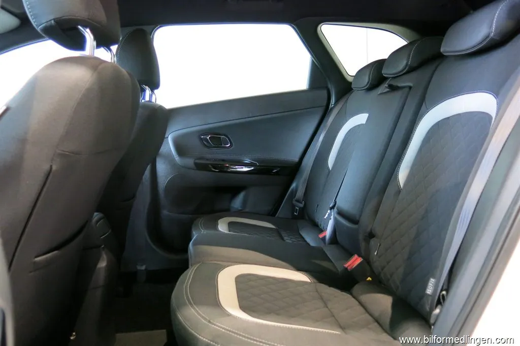 Kia Cee´d 1.6 GDI 135hk Aut. V-Hjul Navi, bild 11 av 12