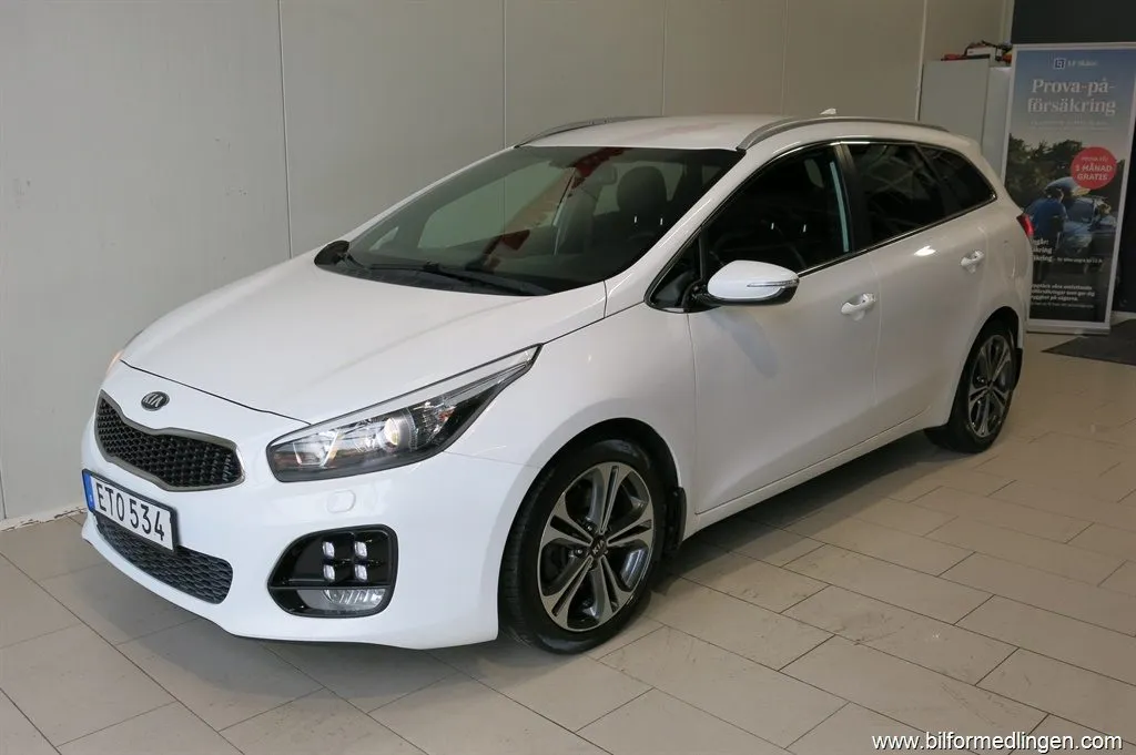 Kia Cee´d 1.6 GDI 135hk Aut. V-Hjul Navi, bild 4 av 12