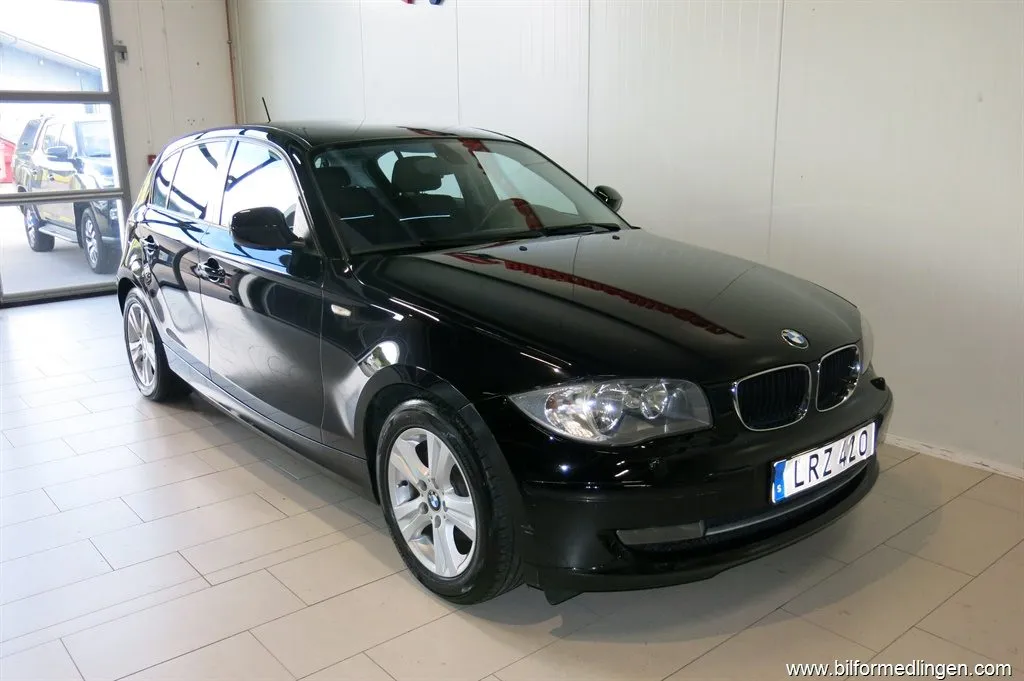 BMW 118 d 143hk Comfort V-Hjul, bild 4 av 12