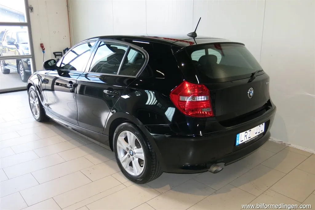 BMW 118 d 143hk Comfort V-Hjul, bild 6 av 12