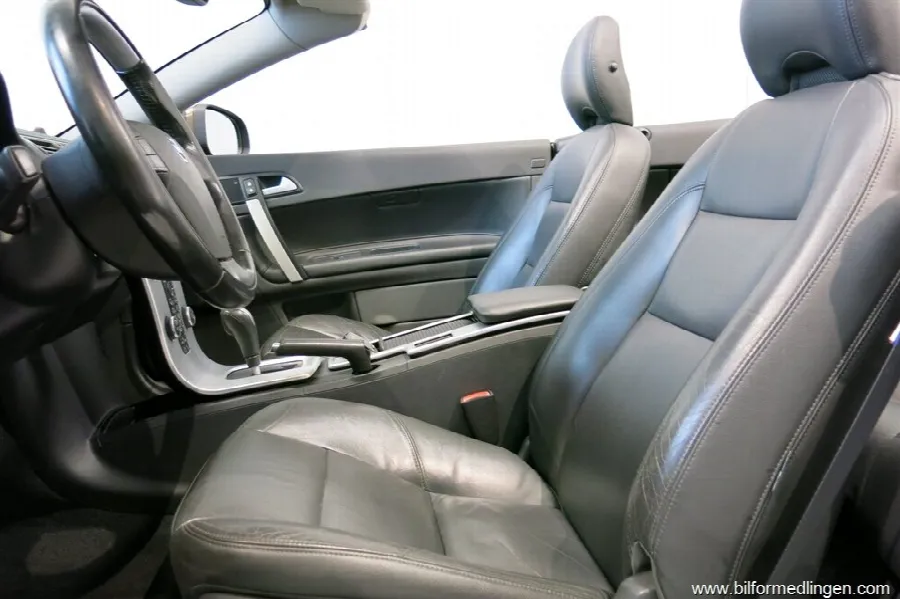 Volvo C70 CC D3 150hk Aut Summum Navi Skinn, bild 10 av 12