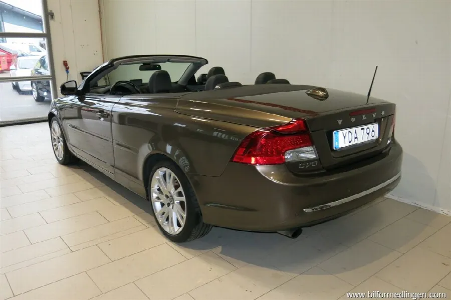 Volvo C70 CC D3 150hk Aut Summum Navi Skinn, bild 6 av 12