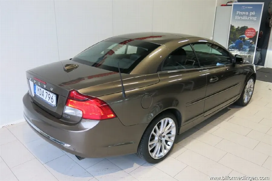 Volvo C70 CC D3 150hk Aut Summum Navi Skinn, bild 12 av 12