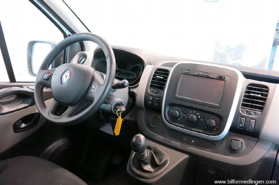 Renault Trafic 1.6 dCi Combi 125hk 9-Sits, bild 7 av 12