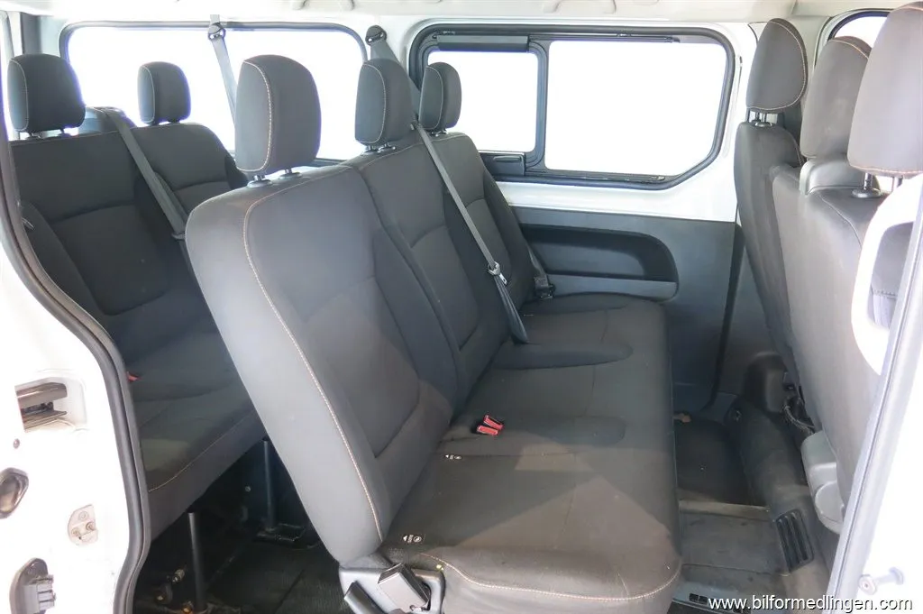 Renault Trafic 1.6 dCi Combi 125hk 9-Sits, bild 10 av 12