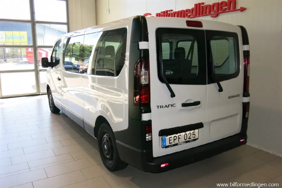 Renault Trafic 1.6 dCi Combi 125hk 9-Sits, bild 6 av 12