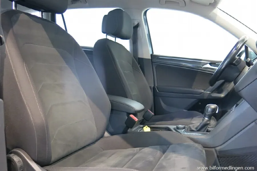 Volkswagen Tiguan Allspace 2.0 TDI 4M 190hk DSG R Line Drag V-Hjul 1 Ägare, bild 11 av 12