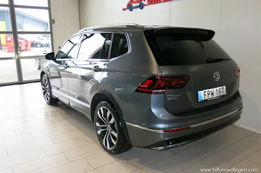Volkswagen Tiguan Allspace 2.0 TDI 4M 190hk DSG R Line Drag V-Hjul 1 Ägare, bild 6 av 12