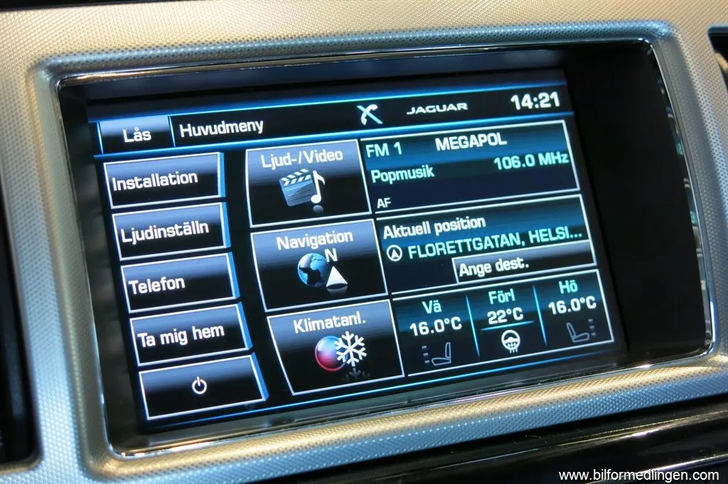 Jaguar XF 3.0 V6 S/C AWD 340hk Navi Skinn Sv-såld, bild 12 av 12