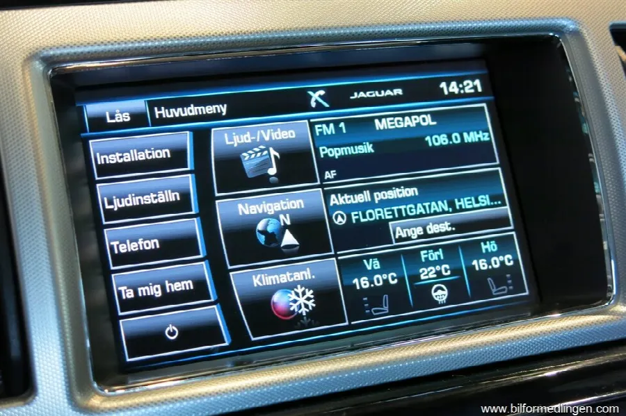 Jaguar XF 3.0 V6 S/C AWD 340hk Navi Skinn Sv-såld, bild 12 av 12