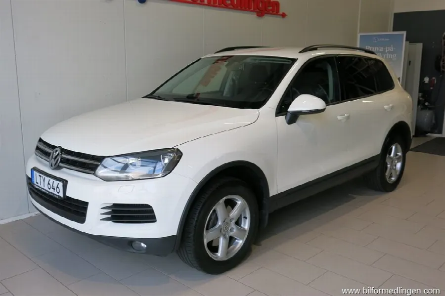 Volkswagen Touareg 3.0 V6 TDI 4M 245hk Aut. Drag V-Hjul, bild 3 av 12