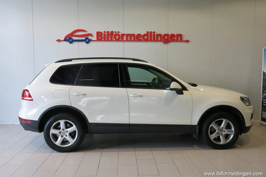 Volkswagen Touareg 3.0 V6 TDI 4M 245hk Aut. Drag V-Hjul, bild 2 av 12