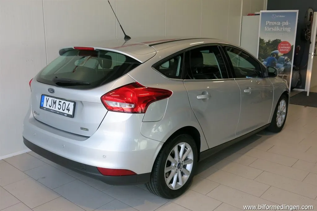 Ford Focus 1.0 100hk Titanium V-Hjul Kamremsbyte ingår!, bild 5 av 12