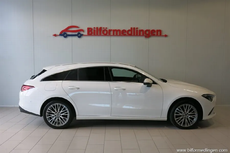 Mercedes-Benz CLA 250 e SB 218hk Drag Navi 1 Ägare Leasbar V-hjul, bild 2 av 12