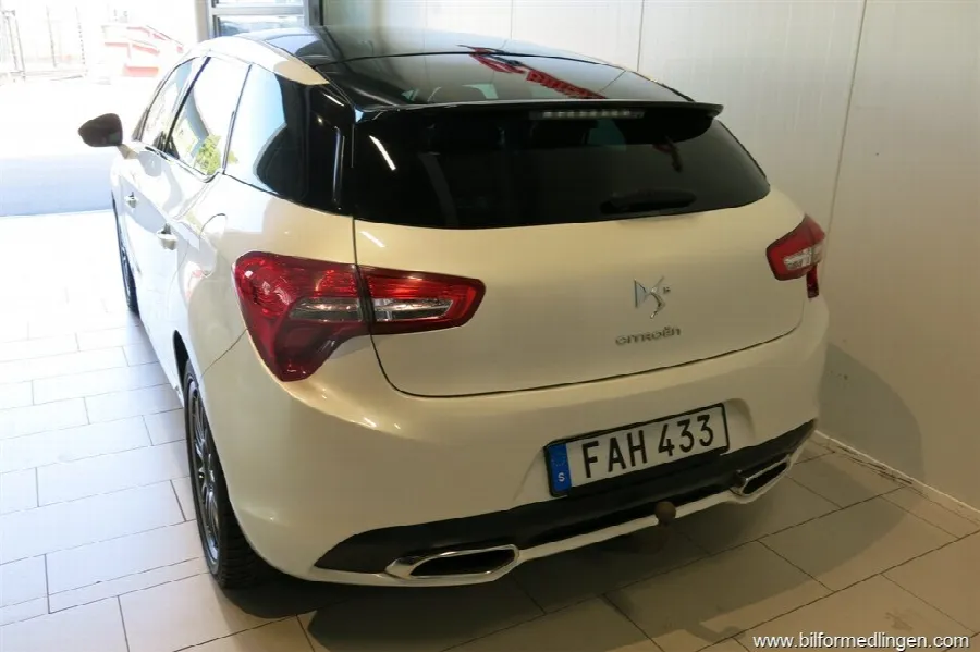 Citroën DS5 2.0 180hk BlueHDi Drag Aut. Navi Panorama, bild 3 av 12