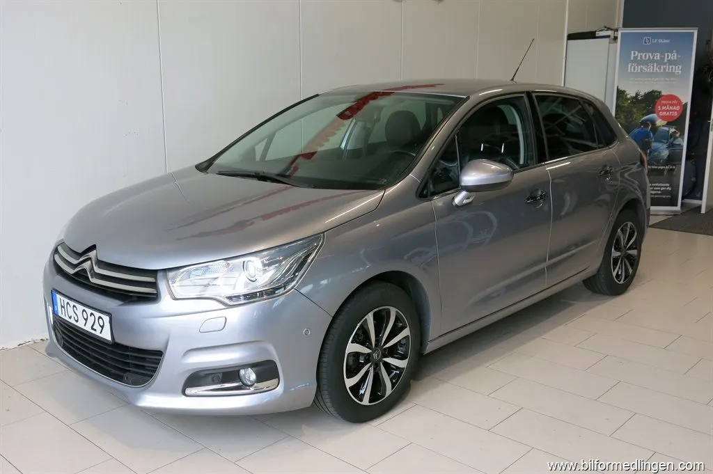 Citroën C4 1.2 e-THP Automat Skinnklädsel, bild 4 av 12