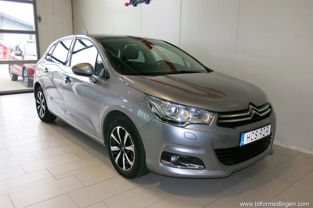 Citroën C4 1.2 e-THP Automat Skinnklädsel, bild 3 av 12