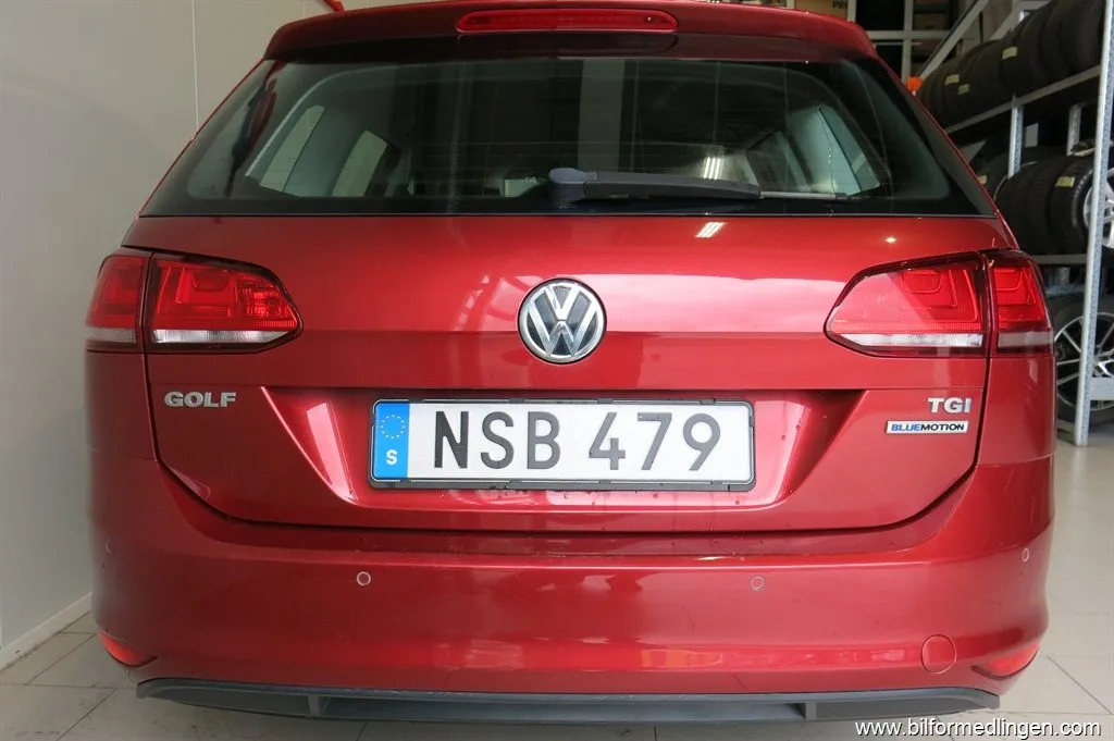 Volkswagen Golf 1.4 TGI BlueMotion Variant 110hk, bild 6 av 12