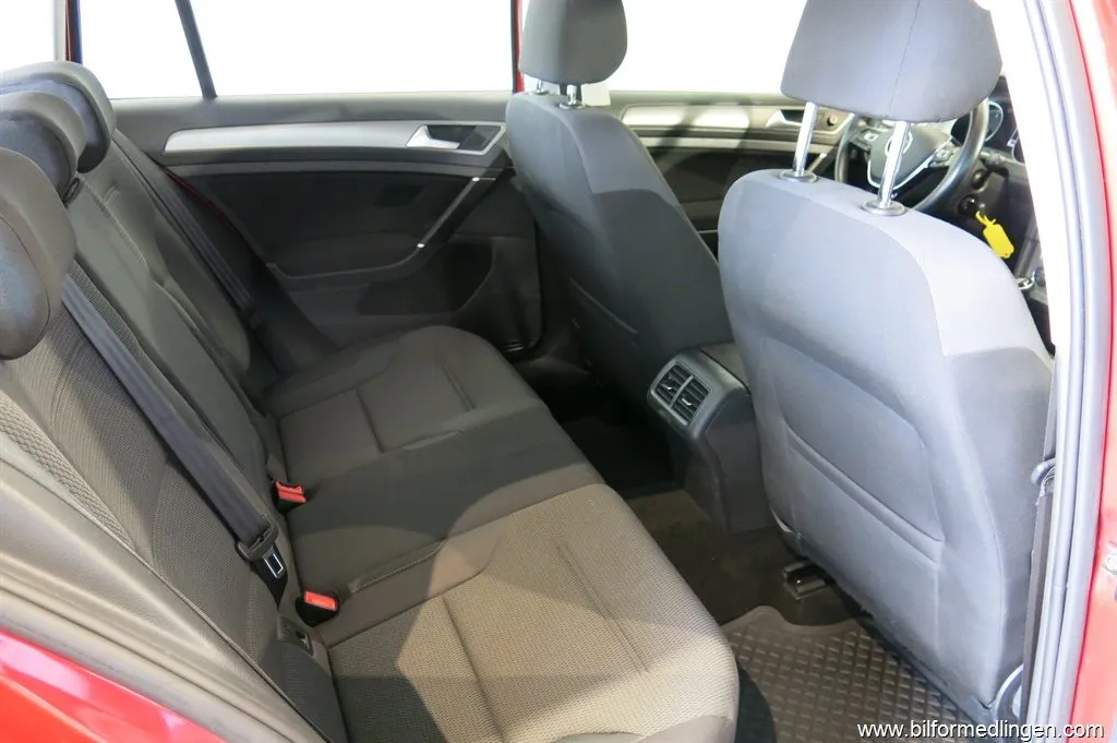 Volkswagen Golf 1.4 TGI BlueMotion Variant 110hk, bild 12 av 12
