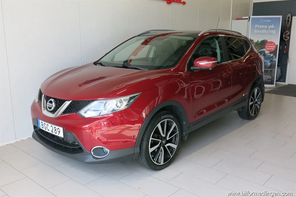 Nissan Qashqai 1.6 dCi 130hk Aut. Tekna Navi V-Hjul, bild 5 av 12