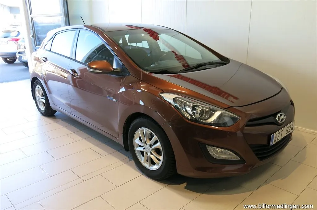 Hyundai i30 1.6 CRDi ECO 110hk, bild 3 av 12