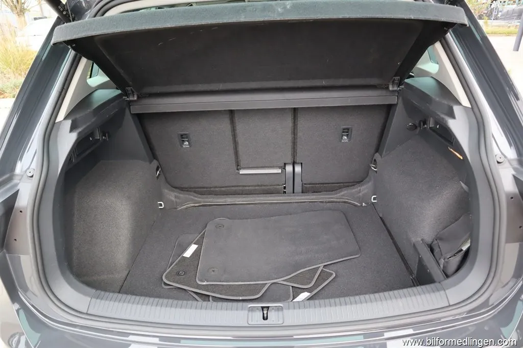 Volkswagen Tiguan 2.0 TDI 4Motion 200hk DSG Elegance 1 Ägare Drag, bild 7 av 12