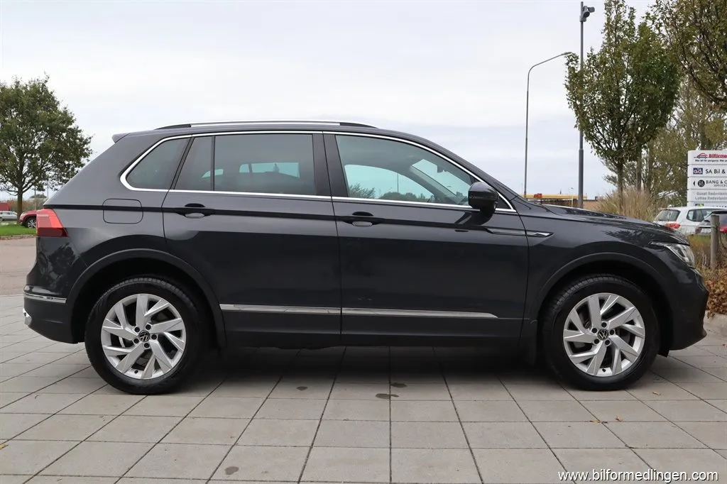 Volkswagen Tiguan 2.0 TDI 4Motion 200hk DSG Elegance 1 Ägare Drag, bild 5 av 12