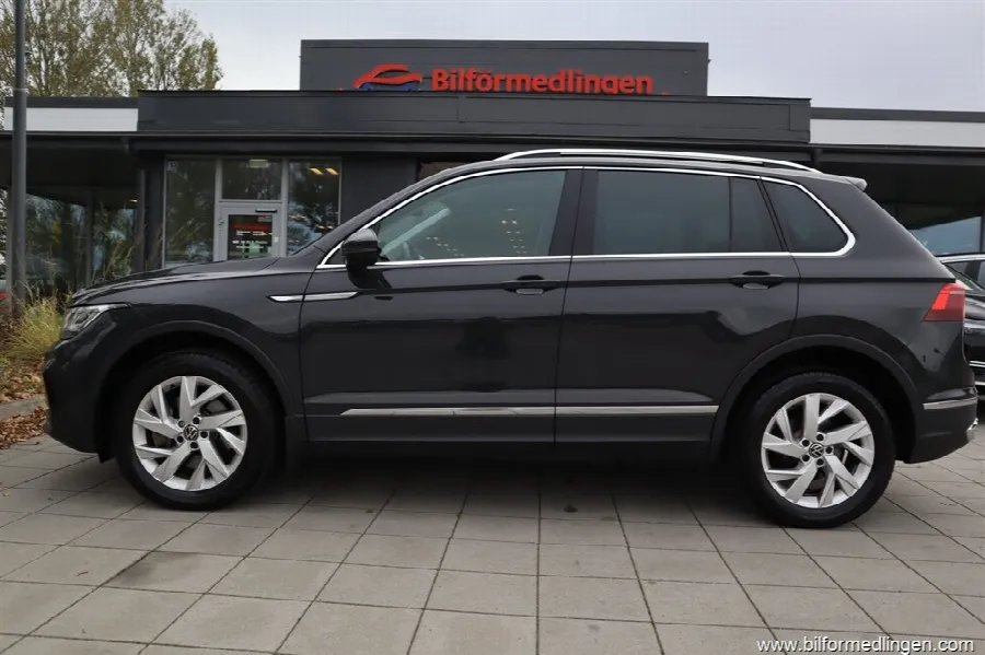 Volkswagen Tiguan 2.0 TDI 4Motion 200hk DSG Elegance 1 Ägare Drag, bild 1 av 12