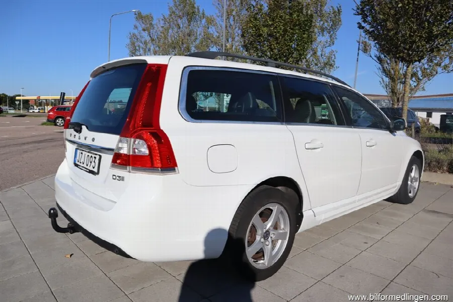 Volvo V70 D3 150hk 1 ägare Aut Drag Svensksåld, bild 4 av 12