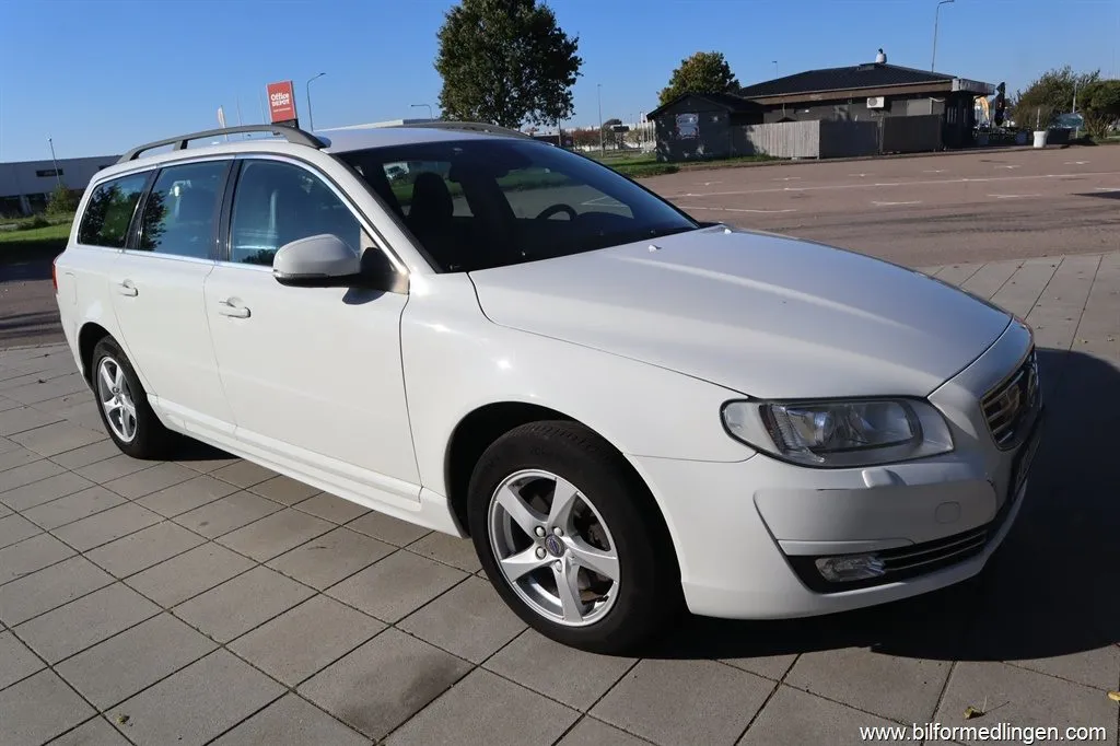 Volvo V70 D3 150hk 1 ägare Aut Drag Svensksåld, bild 8 av 12