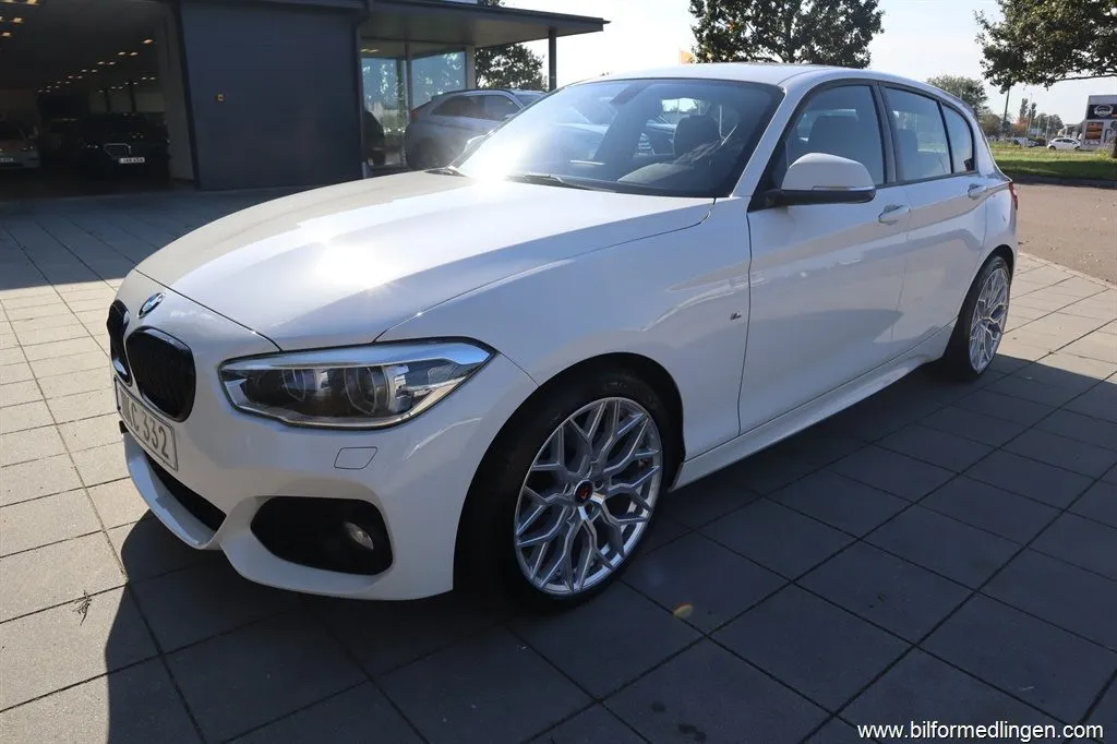 BMW 118 i 5-door 136hk M sport Svensksåld, bild 2 av 12
