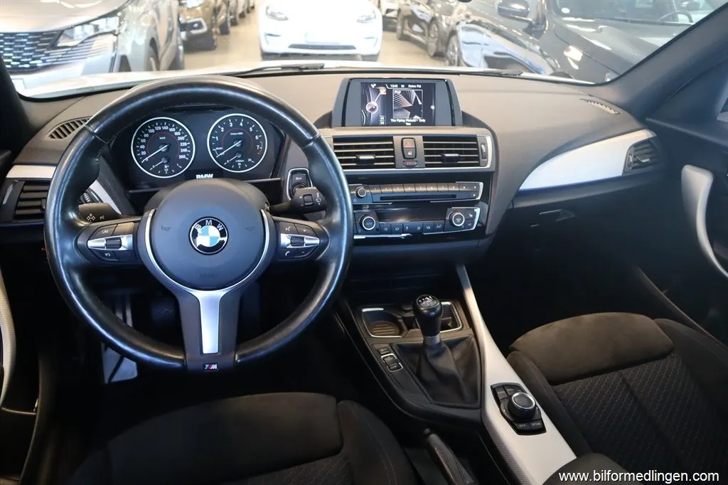 BMW 118 i 5-door 136hk M sport Svensksåld, bild 6 av 12