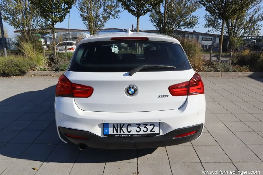 BMW 118 i 5-door 136hk M sport Svensksåld, bild 11 av 12