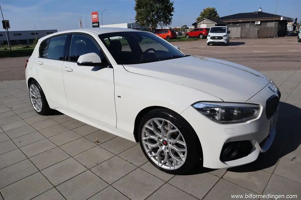 BMW 118 i 5-door 136hk M sport Svensksåld, bild 9 av 12