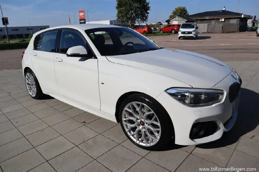 BMW 118 i 5-door 136hk M sport Svensksåld, bild 9 av 12