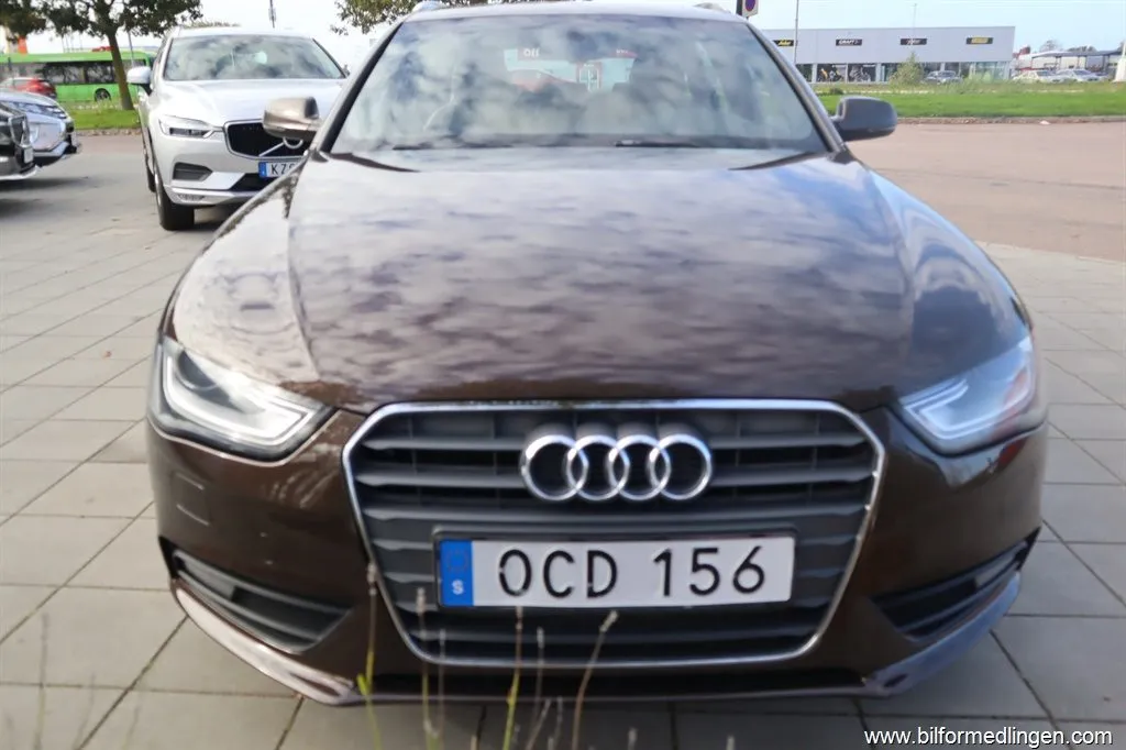 Audi A4 2.0 TDI Aut. 150hk Skinn Svensksåld, bild 3 av 12