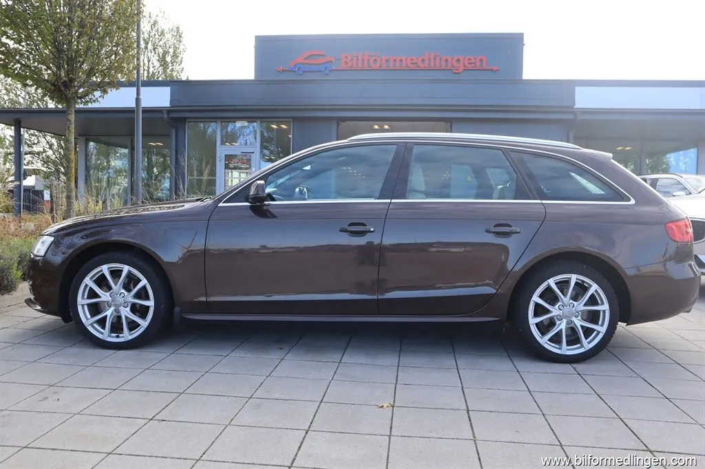 Audi A4 2.0 TDI Aut. 150hk Skinn Svensksåld, bild 1 av 12