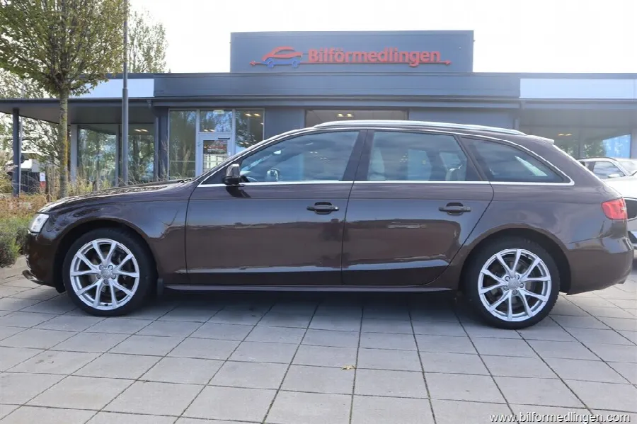 Audi A4 2.0 TDI Aut. 150hk Skinn Svensksåld, bild 1 av 12