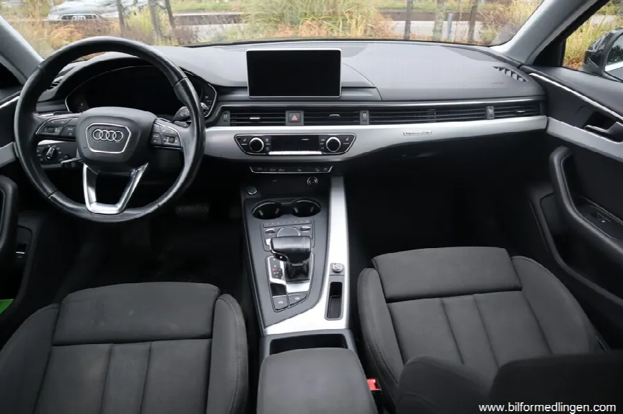 Audi A4 2.0 TFSI quattro MHEV allroad quattro 252hk Backkamera Nav, bild 9 av 12