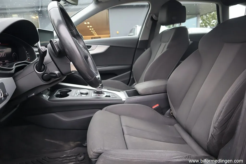 Audi A4 2.0 TFSI quattro MHEV allroad quattro 252hk Backkamera Nav, bild 7 av 12