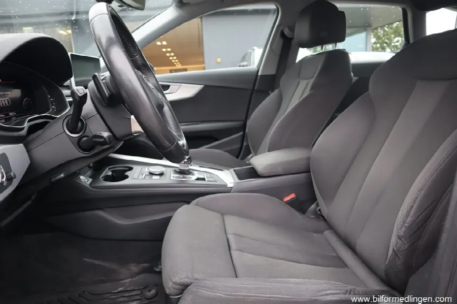 Audi A4 2.0 TFSI quattro MHEV allroad quattro 252hk Backkamera Nav, bild 7 av 12