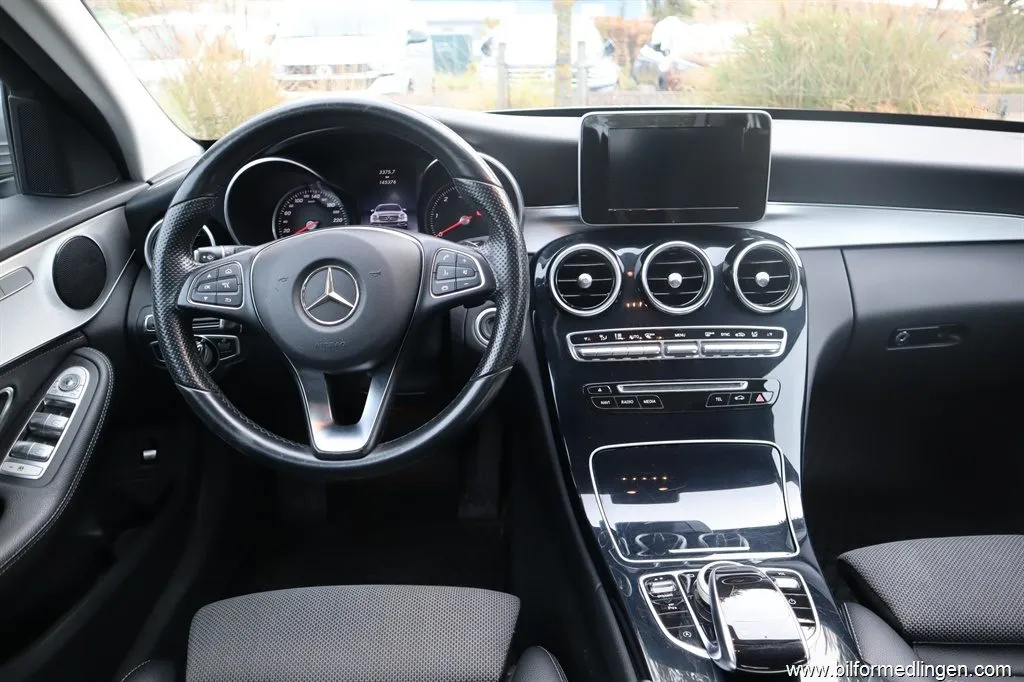 Mercedes-Benz C 220 d Sedan 170hk Svensksåld 1 ägare Dragkrok, bild 5 av 12