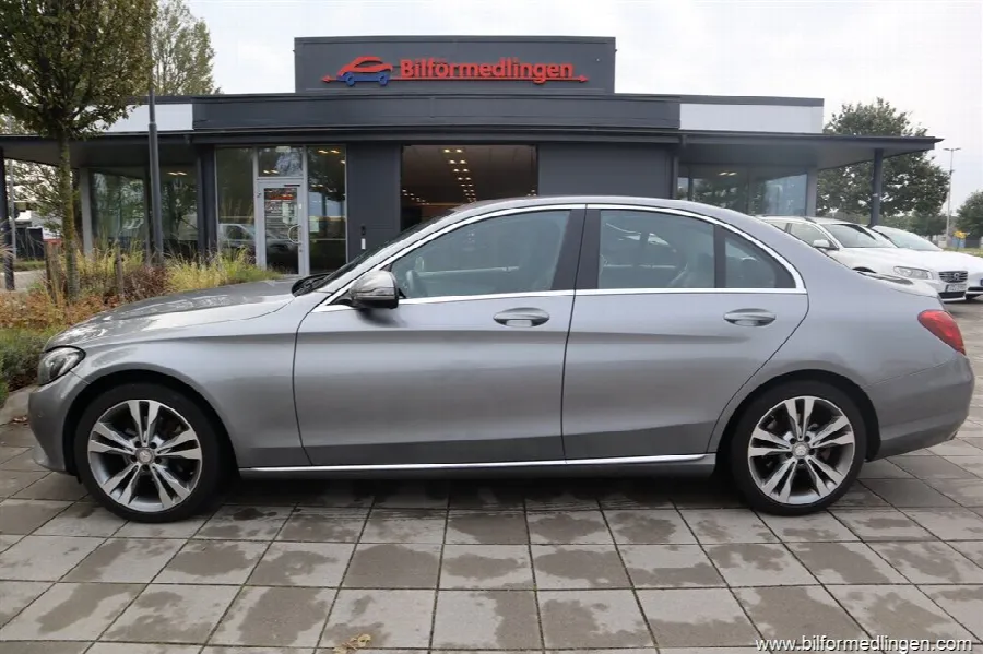 Mercedes-Benz C 220 d Sedan 170hk Svensksåld 1 ägare Dragkrok, bild 1 av 12