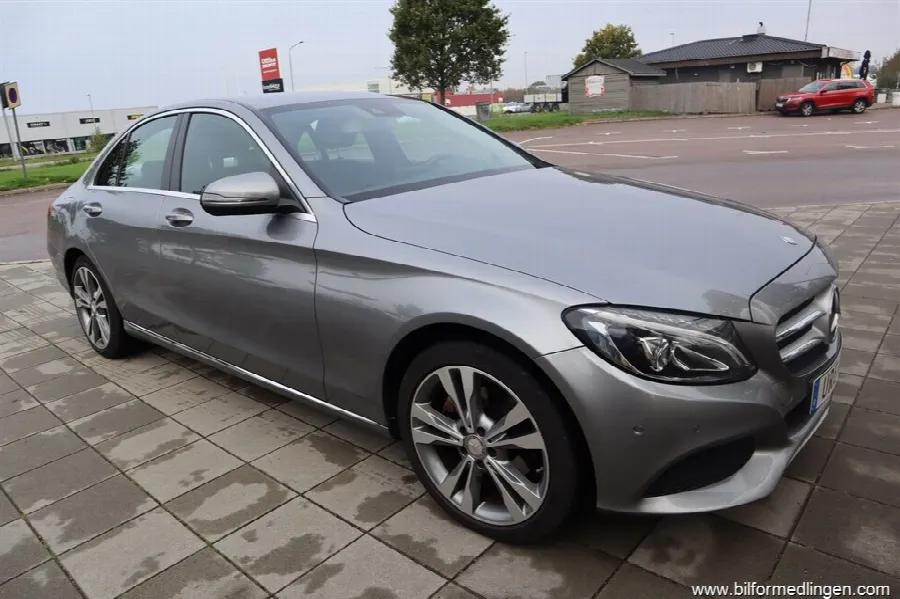 Mercedes-Benz C 220 d Sedan 170hk Svensksåld 1 ägare Dragkrok, bild 7 av 12