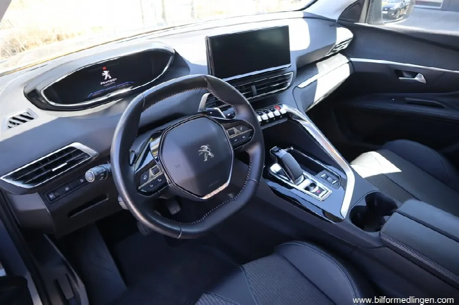 Peugeot 3008 1.6 PureTech 225 Plug-In Hybrid 225hk Aut Navi Drag 1 Ägare, bild 4 av 12