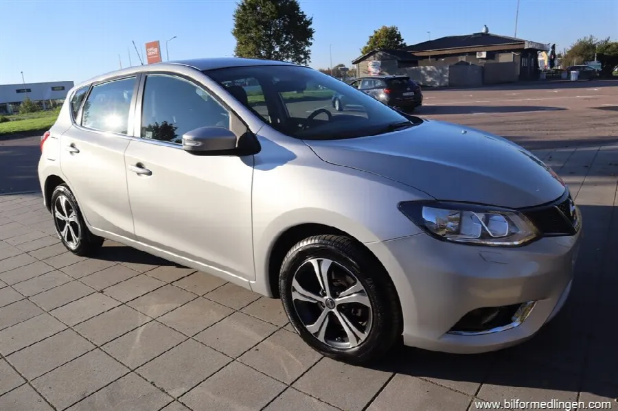 Nissan Pulsar 1.2 DIG-T 5-door 115hk Aut Navi Backkamera Svensksåld, bild 2 av 12