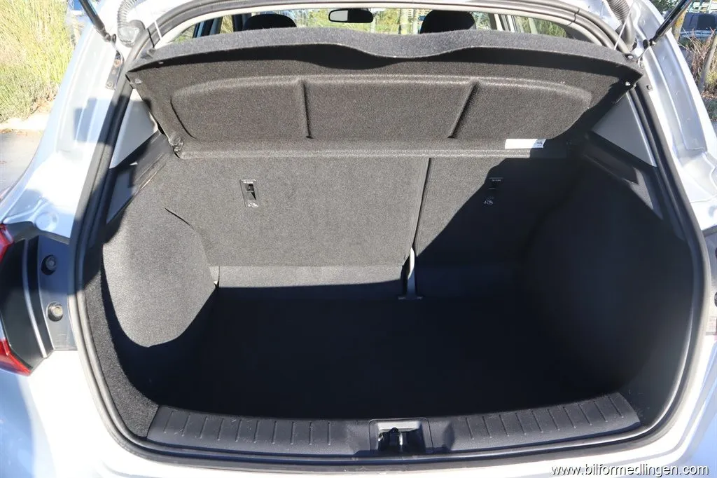 Nissan Pulsar 1.2 DIG-T 5-door 115hk Aut Navi Backkamera Svensksåld, bild 11 av 12